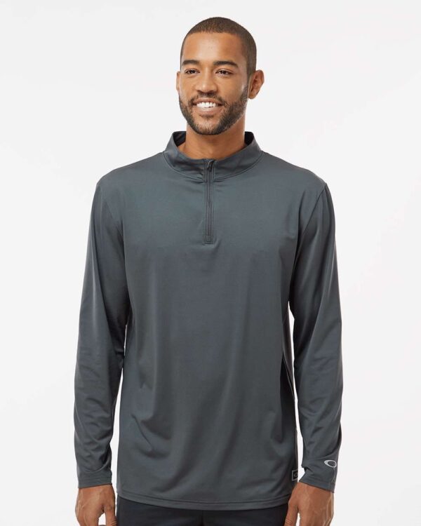 Men's Team Issue Podium Quarter-Zip Pullover